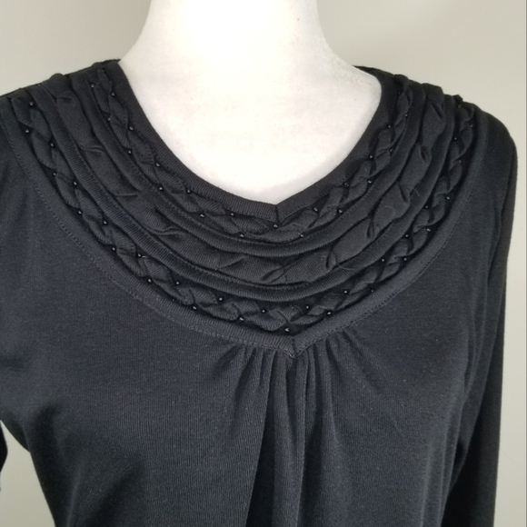 La Madona Black Polyester Knit Top With Ornate V-neck Collar - Picture 2 of 7
